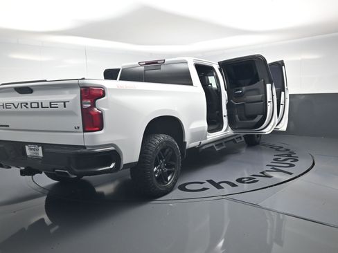 Used 2021 Chevrolet Silverado 1500 LT Trail Boss w/ Convenience Package II AWD/4WD image 26