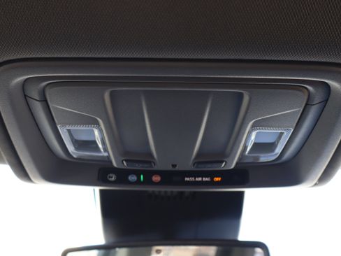 Certified 2024 Chevrolet Silverado 2500 Custom w/ Custom Value Package image 30