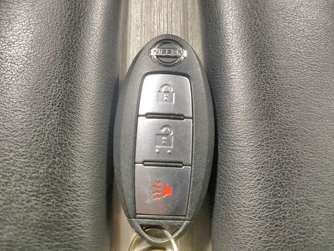 Used 2017 Nissan Murano S w/ Navigation Package AWD/4WD image 32