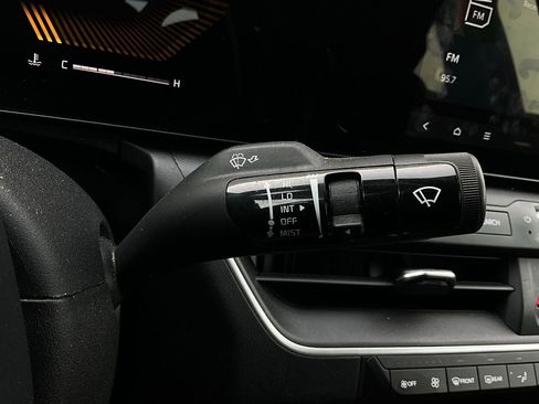 Used 2025 Kia K4 LXS image 37