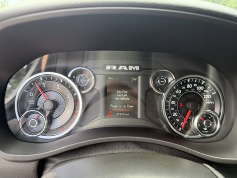 Used 2020 RAM 2500 Big Horn w/ Night Edition AWD/4WD image 15