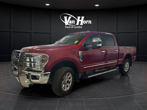 Used 2018 Ford F250 Lariat w/ Chrome Package AWD/4WD image 3