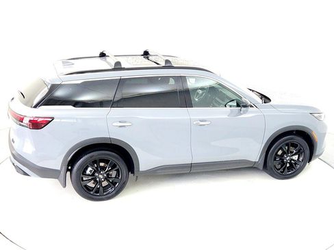 Used 2025 INFINITI QX60 Luxe w/ Black Edition image 18