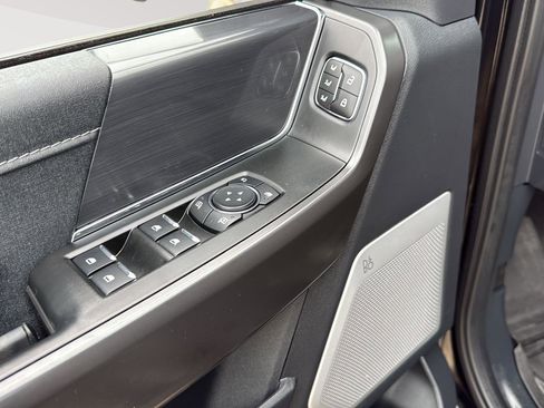 Used 2025 Ford F150 Lariat w/ Equipment Group 502A High image 14