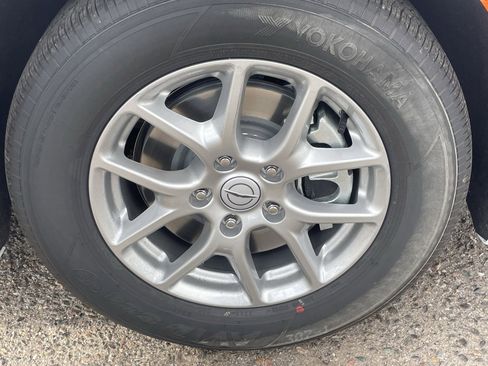 New 2026 Chrysler Voyager LX image 8