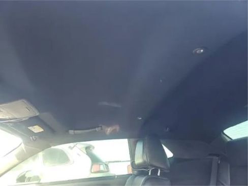 Used 2012 Dodge Challenger SXT Plus image 13