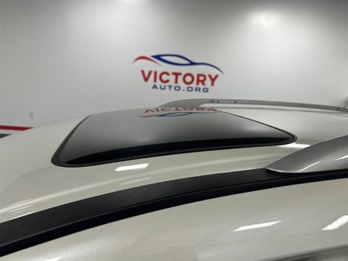 Used 2018 Nissan Pathfinder SL w/ SL Premium Package image 14