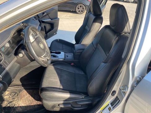 Used 2014 Toyota Camry SE w/ Fleet Convenience Package FWD image 23