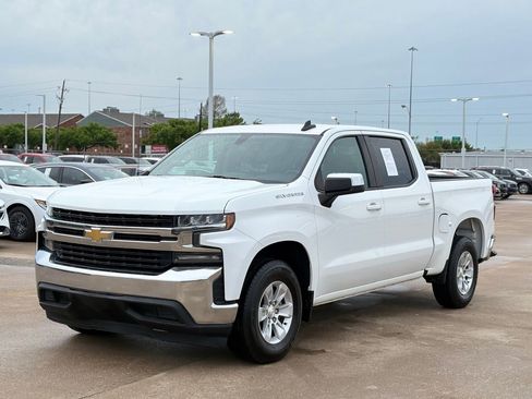 Used 2020 Chevrolet Silverado 1500 LT w/ All-Star Edition image 3