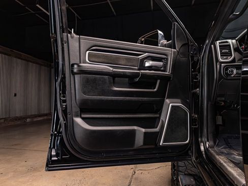 Used 2020 RAM 2500 Laramie image 28