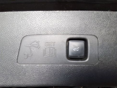 Used 2023 Lincoln Corsair FWD image 14