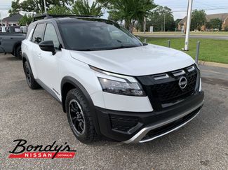 Used 2025 Nissan Pathfinder Rock Creek AWD/4WD video 1