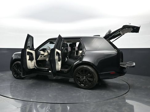 Used 2024 Land Rover Range Rover Autobiography AWD/4WD image 51