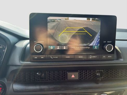 Used 2024 Honda CR-V EX image 16