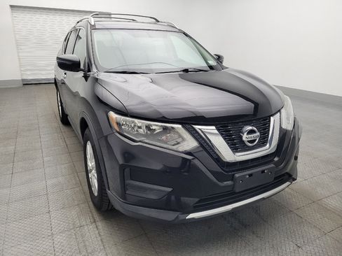Used 2017 Nissan Rogue SV image 14