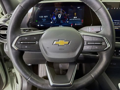 Used 2026 Chevrolet Equinox LT FWD image 15