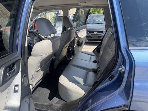 Used 2016 Subaru Forester 2.5i Touring w/ Eyesight & Navigation System AWD/4WD image 19