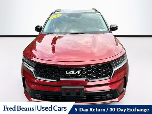 Used 2023 Kia Sorento SX AWD/4WD image 2
