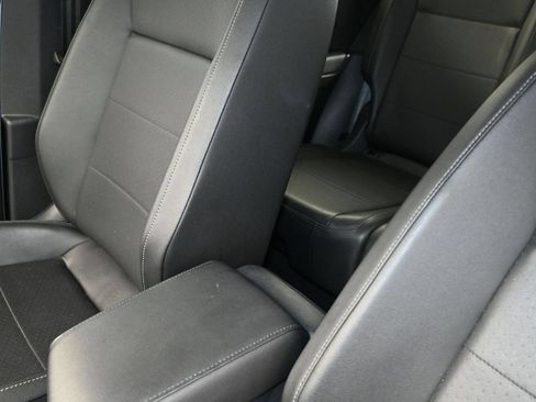 Used 2018 Volkswagen Tiguan SE FWD image 14