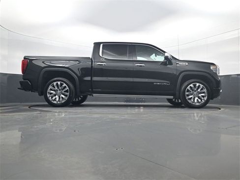Certified 2025 GMC Sierra 1500 Denali image 24