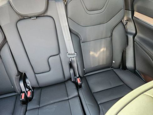 New 2025 Volvo EX90 Plus w/ Protection Package Premier image 14