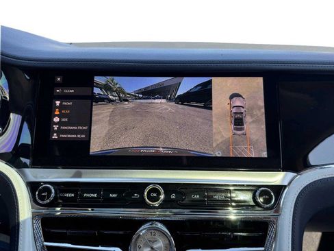 Used 2023 Bentley Flying Spur W12 image 37