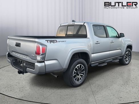 Used 2021 Toyota Tacoma TRD Sport RWD image 7