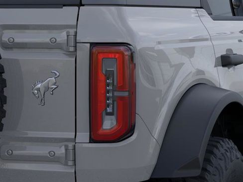 New 2026 Ford Bronco Outer Banks AWD/4WD image 25