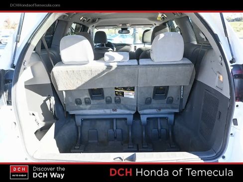 Used 2018 Toyota Sienna LE image 21