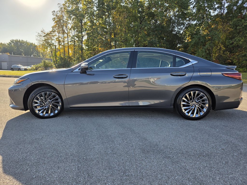 Certified 2024 Lexus ES 350 Ultra Luxury w/ Accessory Package (Z1) FWD image 6