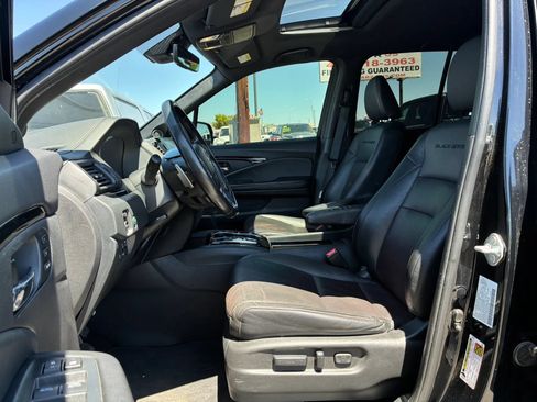 Used 2023 Honda Ridgeline Black Edition image 15