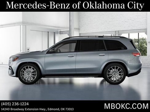 Used 2026 Mercedes-Benz GLS 450 4MATIC image 35