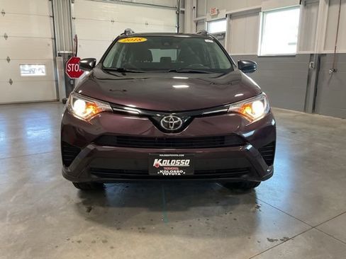 Used 2018 Toyota RAV4 LE w/ All Weather Liner Package FWD image 2