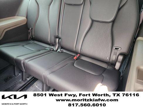 New 2026 Kia Carnival FWD image 20