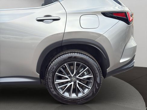 Used 2023 Lexus NX 350 NX 350 Premium image 22