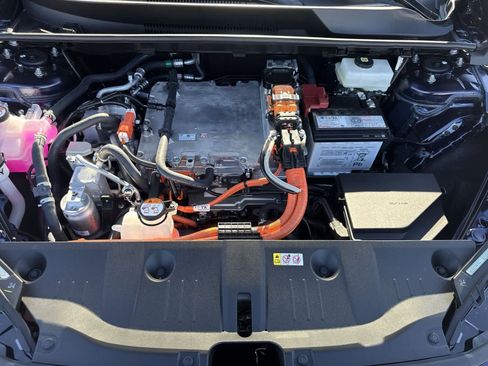 Certified 2026 Toyota bZ image 31