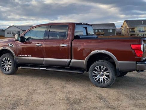 Used 2018 Nissan Titan Platinum Reserve w/ Platinum Utility Package image 6
