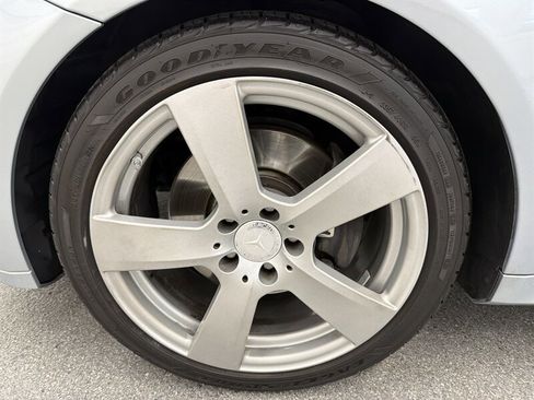 Used 2013 Mercedes-Benz E 350 Cabriolet image 16