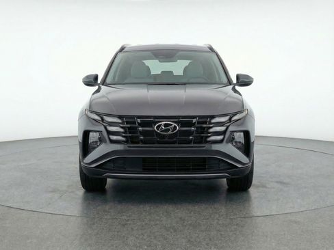 Used 2025 Hyundai Tucson SEL AWD/4WD image 2