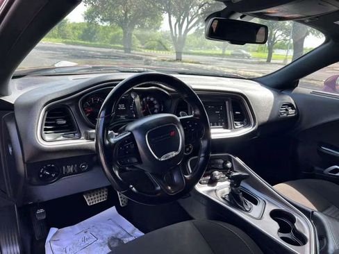 Used 2020 Dodge Challenger R/T w/ Blacktop Package RWD image 12
