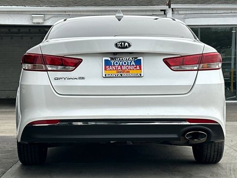 Used 2016 Kia Optima LX image 5
