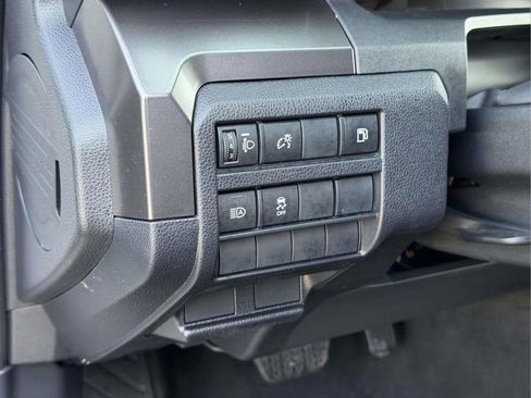 Used 2025 Toyota 4Runner SR5 image 18