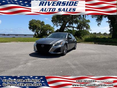 Used 2025 Nissan Altima 2.5 SV
