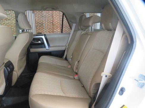Used 2016 Toyota 4Runner SR5 RWD image 19