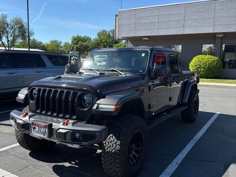 Used 2021 Jeep Gladiator Mojave w/ Dual Top Group AWD/4WD image 2