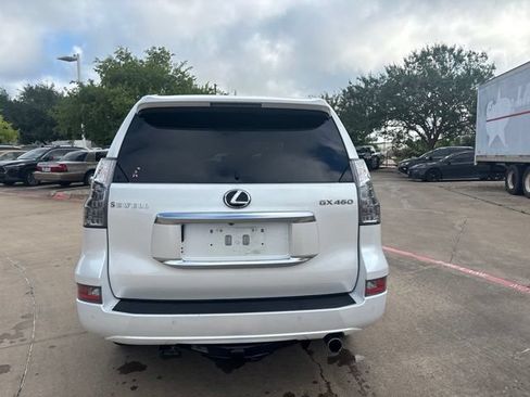 Used 2023 Lexus GX 460 Luxury w/ Accessory Package AWD/4WD image 6