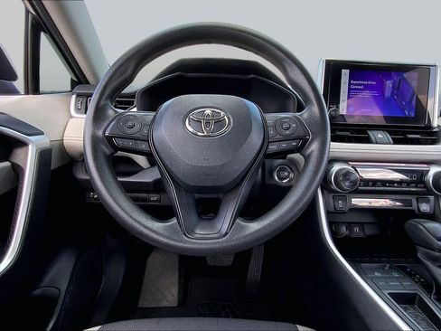 Certified 2024 Toyota RAV4 XLE w/ Convenience Package FWD image 6