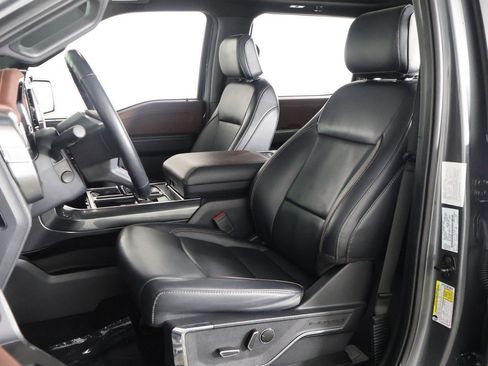 Used 2023 Ford F150 Lariat image 33