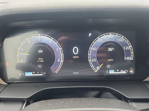 New 2026 Jeep Grand Cherokee L 4WD image 11