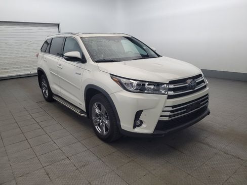 Used 2019 Toyota Highlander Limited Platinum AWD/4WD image 13